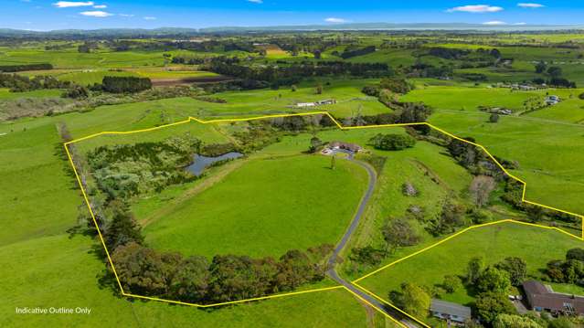 Stunning Home - Positioned on 13.9ha