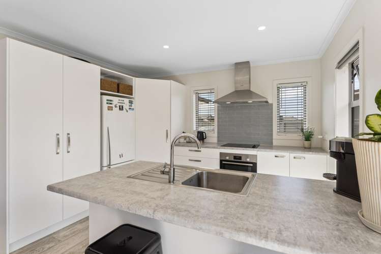 15 Kingi Te Ahoaho Place Otaki_3