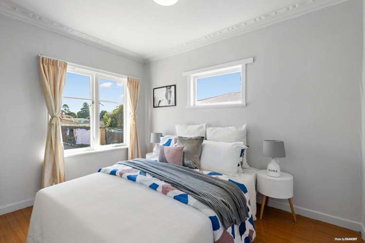 16b Cambourne Road Papatoetoe_12