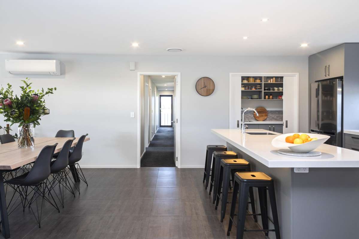 14 Ascot Close_3