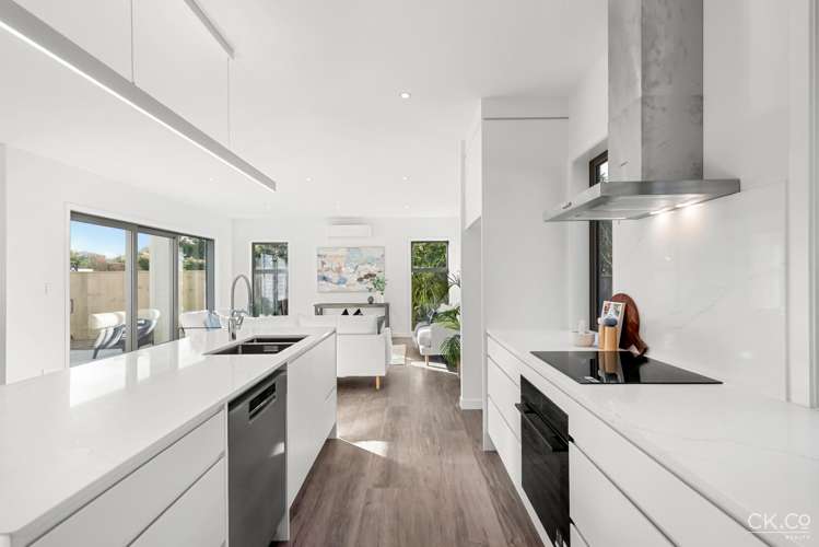 11 B Puriri Street Woburn_8