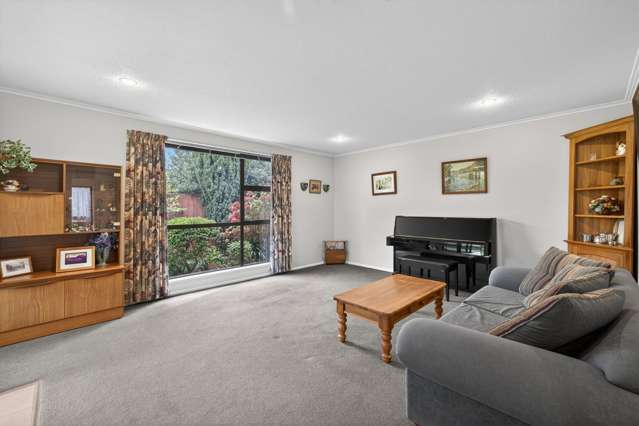 2/58a Daniels Road Redwood_3