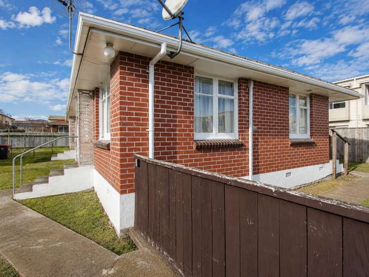 6/64 Gibbons Street_1