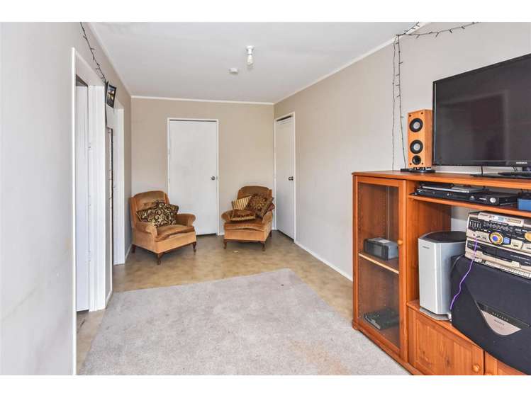 2/83 Templeton Place Clendon Park_5