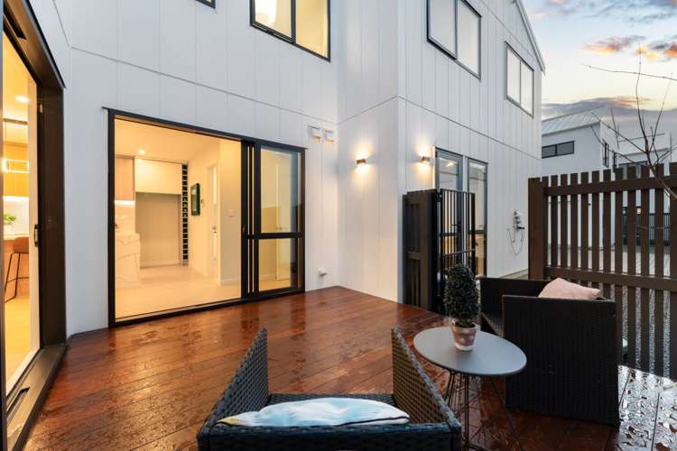 7 Pukeko Road Hobsonville_11