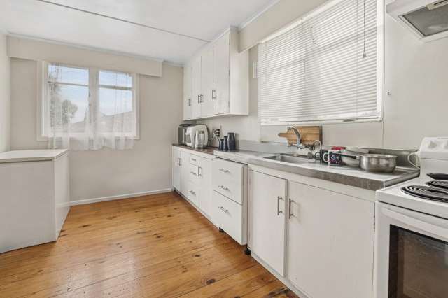 228 Balmoral Drive Tokoroa_1