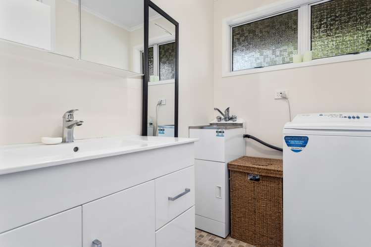 16 Heale Street Matata_20