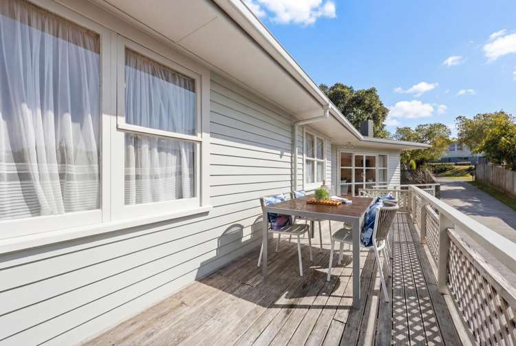 1/82 Ennis Avenue Pakuranga Heights_8