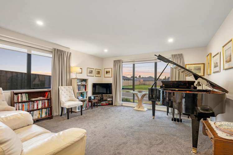 8 Hanmer Crescent_2