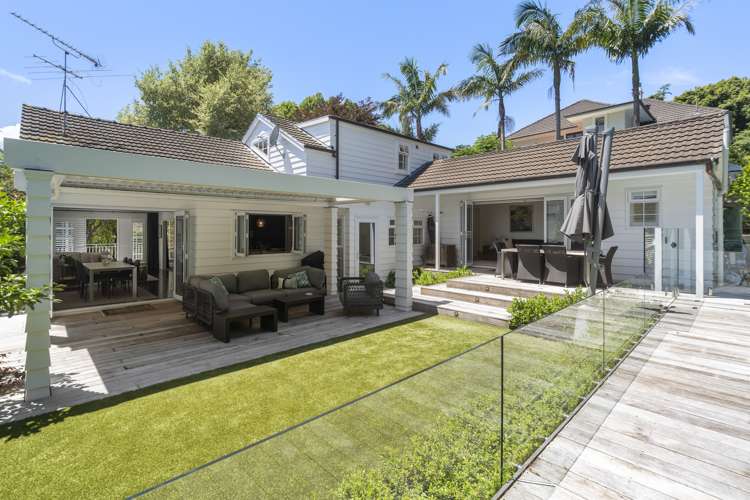 21 Mount Saint John Avenue Epsom_13