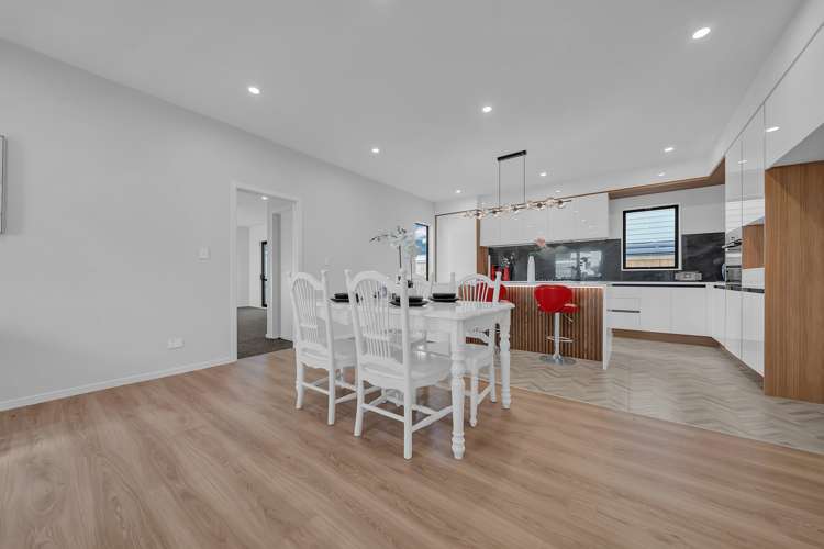 1 Tullymore Drive Flat Bush_6