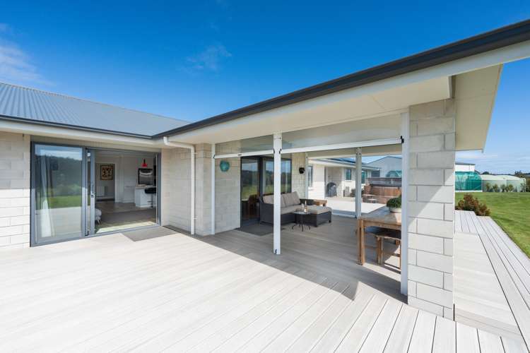 8 Carex Grove Foxton Beach_13