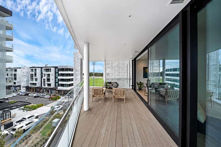 302/223A Green Lane West Epsom_11