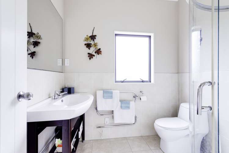 6 Ronald Scott Grove Riverstone Terraces_12