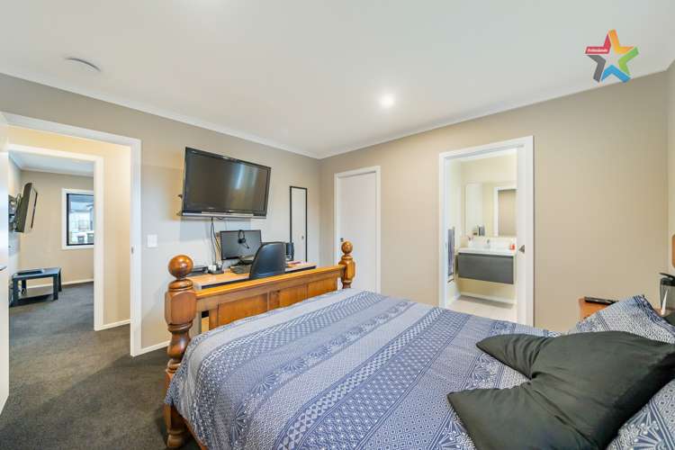 6 Jack Vaughan Grove Wainuiomata_9
