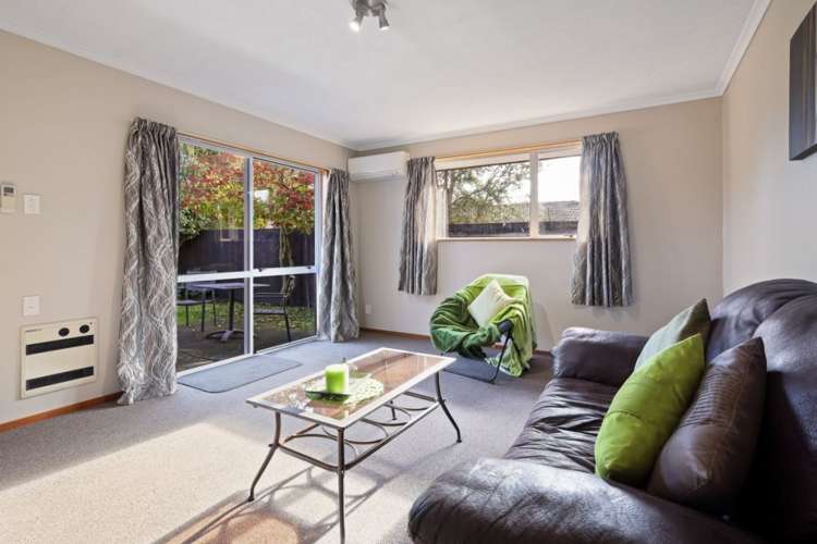 2/5 Tuscany Place Beckenham_2