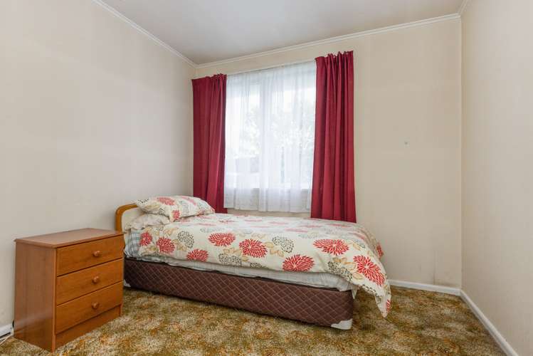 441 Dalcross Street Mayfair_7