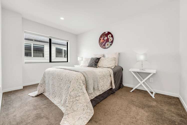 26 Lisnoble Road Flat Bush_16