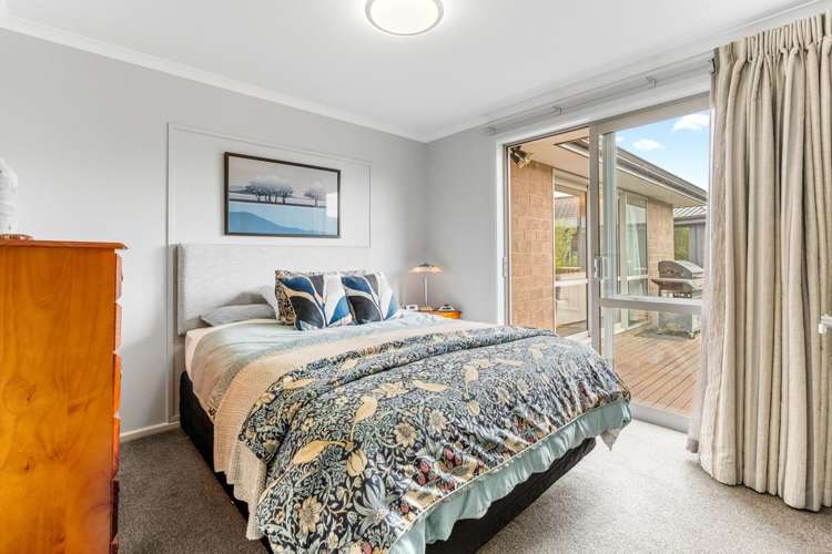 23 Grandvista Drive Green Island_16