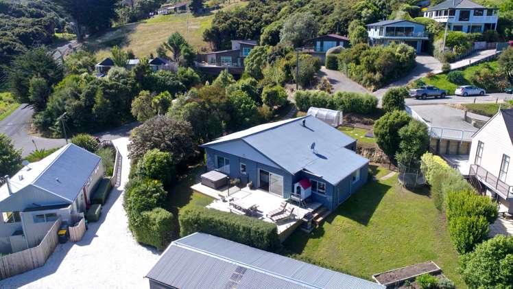 6 Tirohanga Terrace Akaroa_2