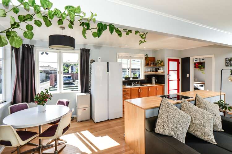 12 Bruce Avenue Glenview_1