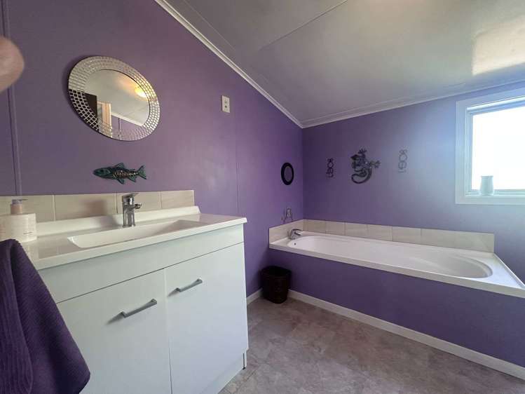 78 Bealey Street Hokitika_13