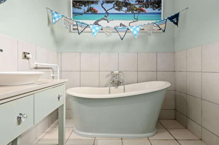 35 The Esplanade Huntington_31