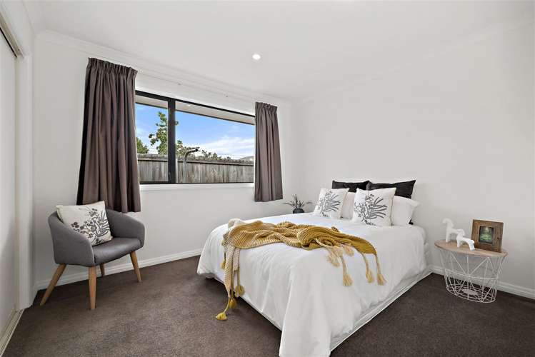 27 Riverwood Boulevard Redwood_16