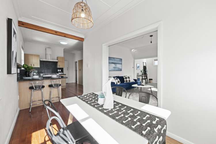 327 Botanical Road_4