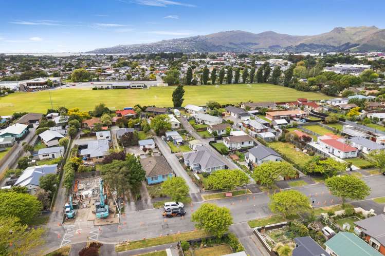 32 Tilford Street Woolston_33