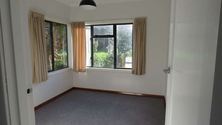 15 Lyndhurst Road Tawa_4
