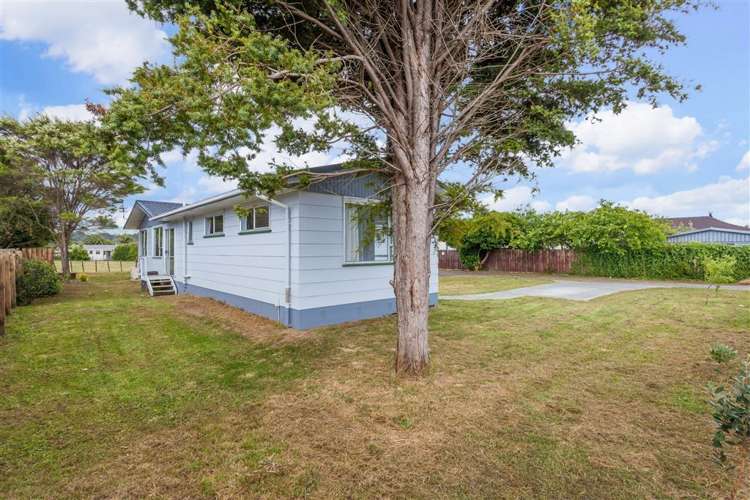 18 Hinerau Street Henderson_19