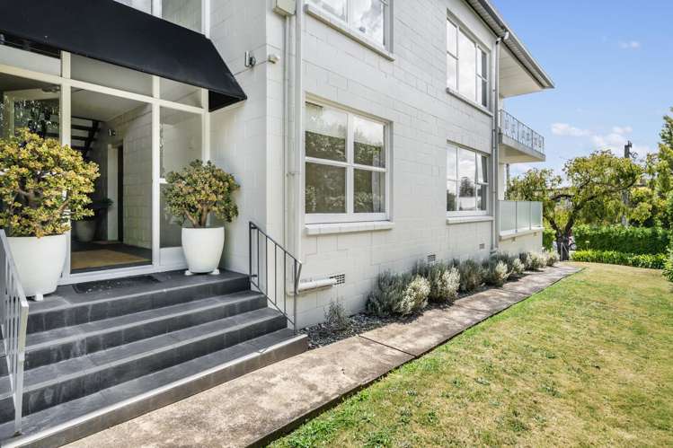 1/36 Clonbern Road Remuera_3