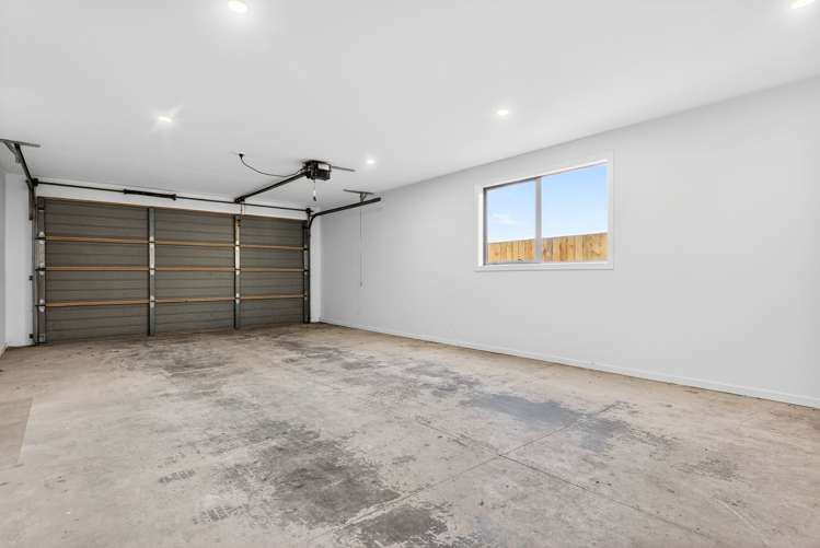 2/10 Windsor Place Mairangi Bay_23