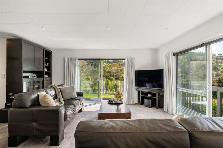 54 Herbert Drive Whangamata_19
