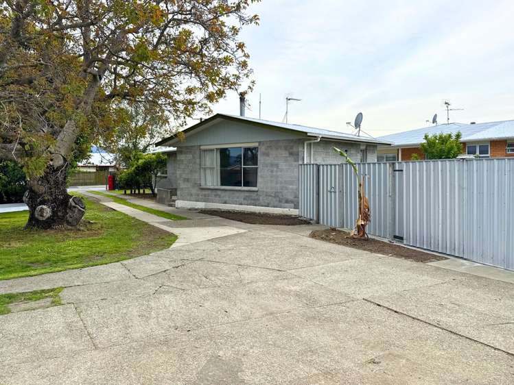 2 Rousehill Street Renwick_11