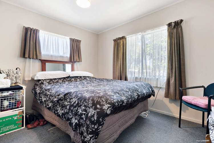 19 Greenstone Place Clover Park_5