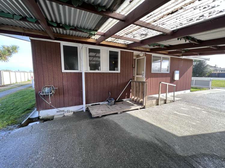 225 Stafford Street Hokitika_15