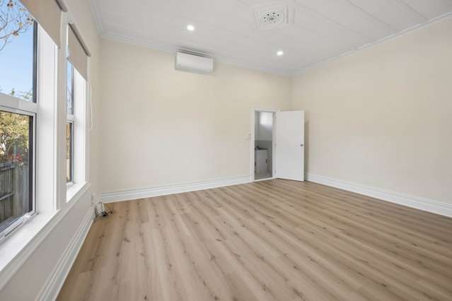 2/33 Reimers Avenue Mt Eden_2