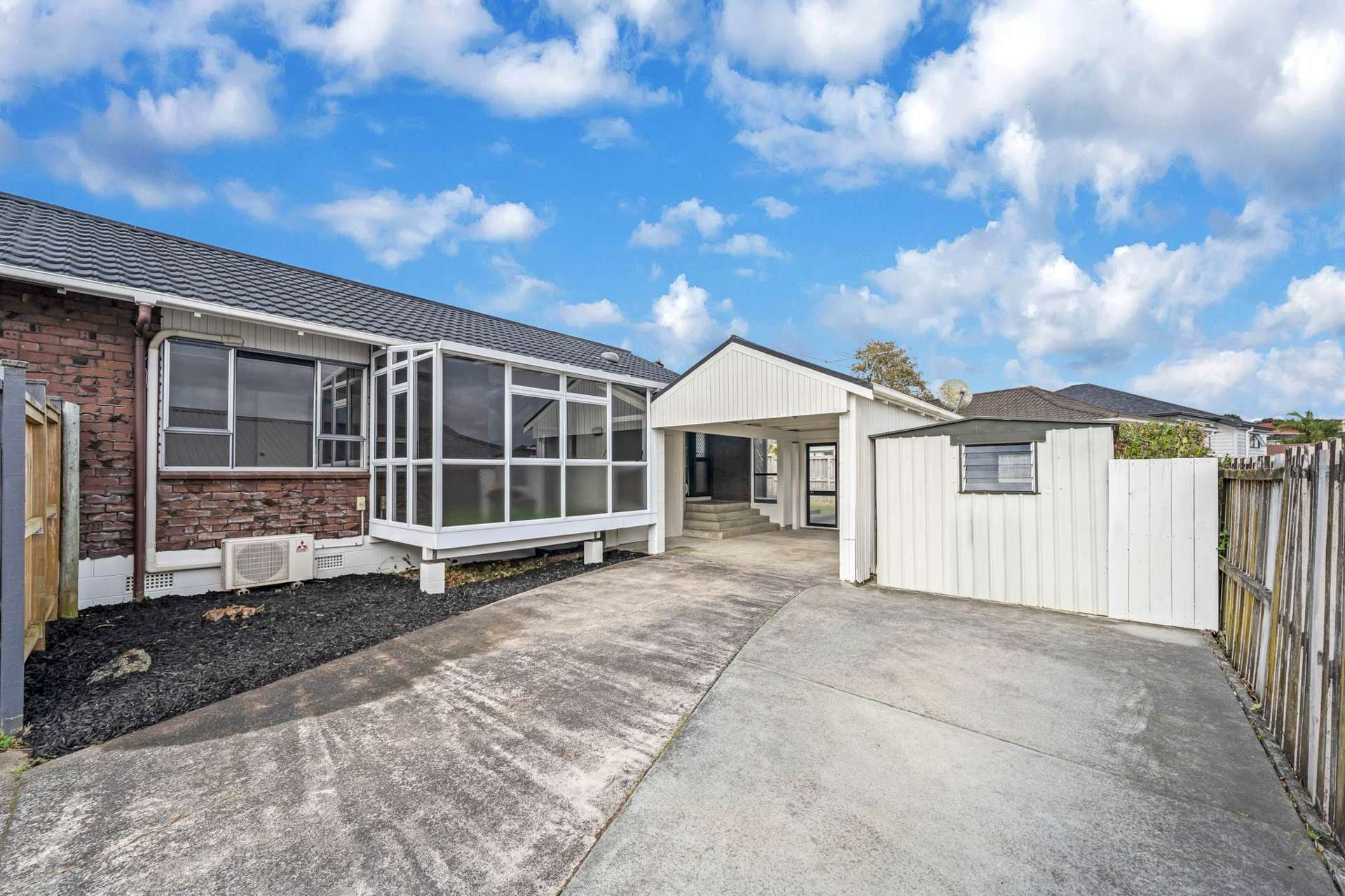 2/7 Benygloe Place Highland Park_0