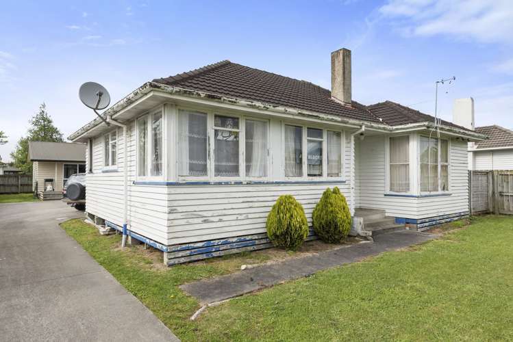 18 Tennyson Road Enderley_11