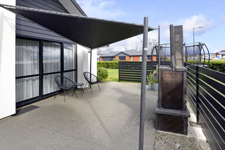 76 Malone Crescent Richmond_25