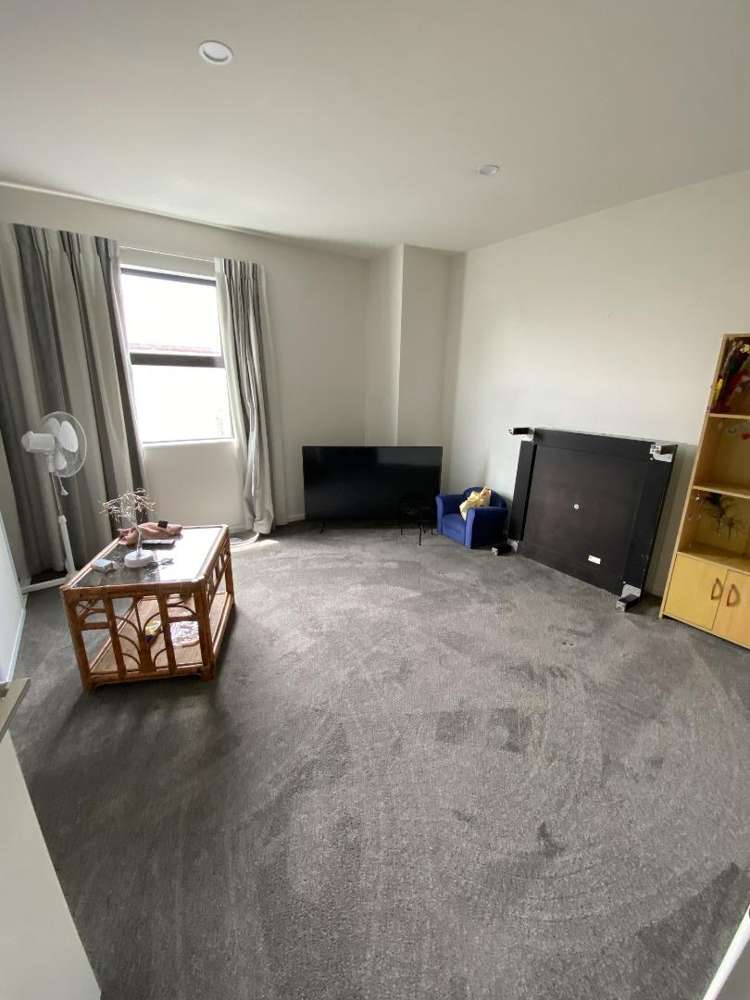 1/49 Olliviers Road Phillipstown_1