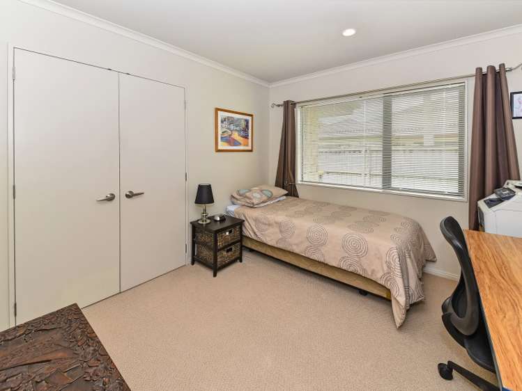 14 Turnberry Drive Wattle Downs_9