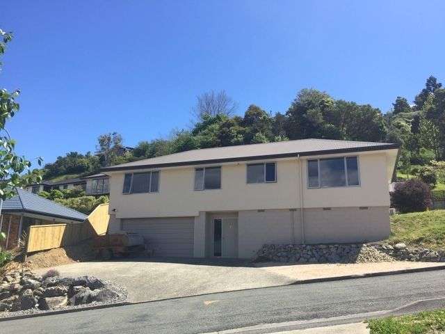 2 Carleton Place Toi Toi_1