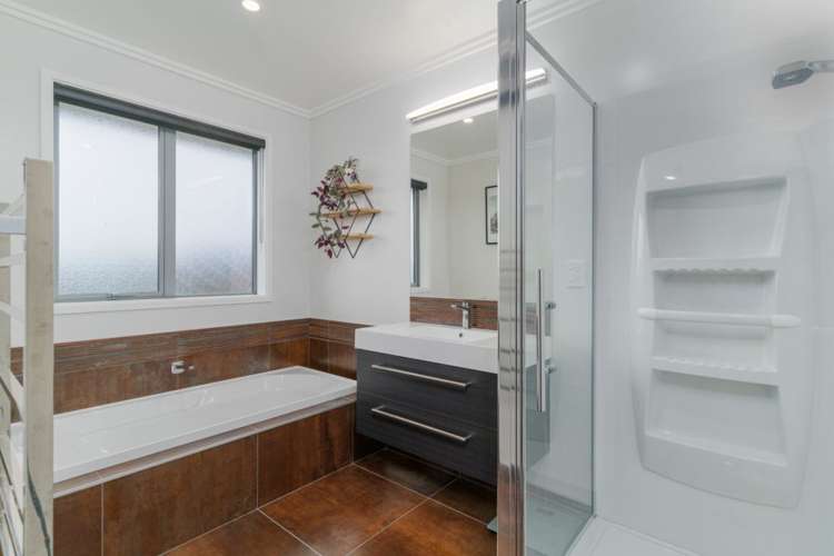 91 Sunline Avenue Lincoln_15