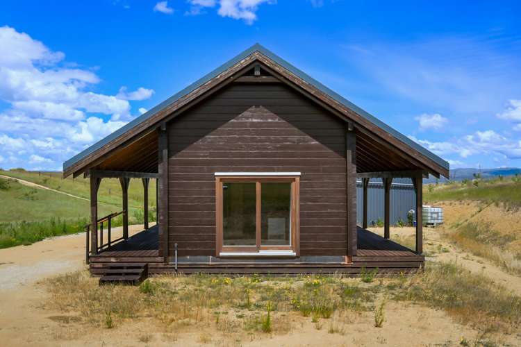 38 Scrubby Gully Road Springvale_13