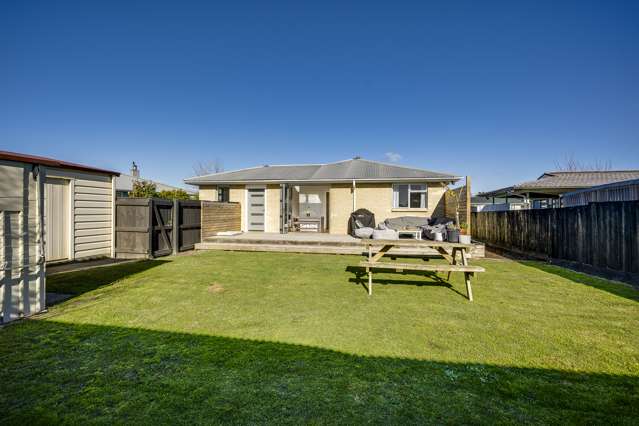 8 Lyttelton Crescent Tamatea_1