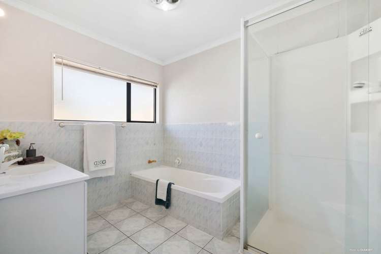 23 Ambleside Drive Northpark_9