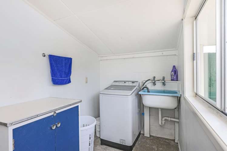 2/34A Te Aute Road Havelock North_15